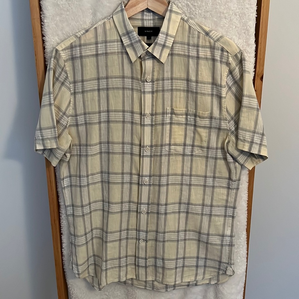Vince Classic Fit Short Sleeve Button Down